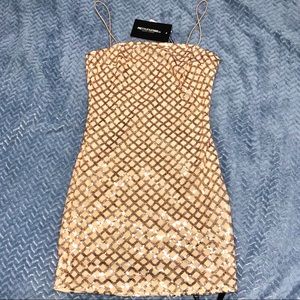 Prettty little thing bodycon dress